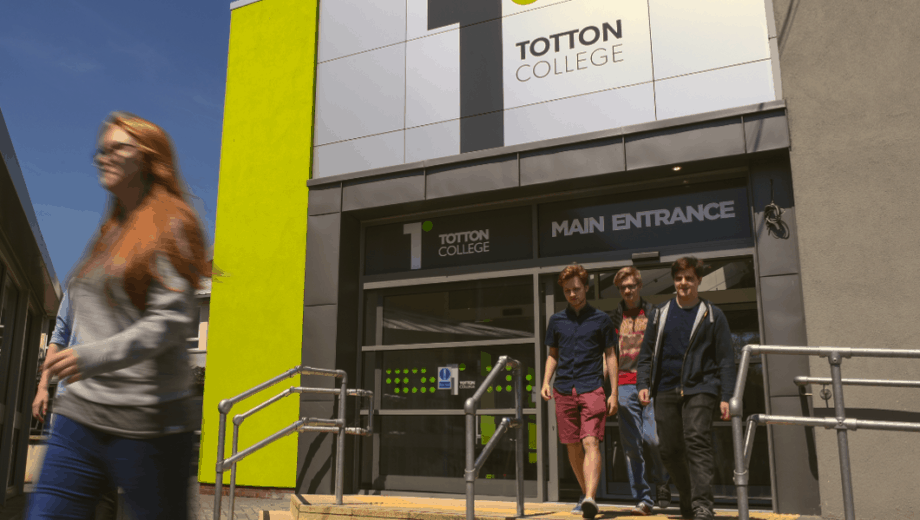 Contact us Totton College image